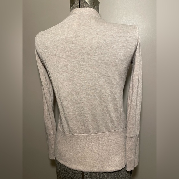 Colorstory Snap Cardi in Oatmeal, fits like a small - Picture 3 of 5